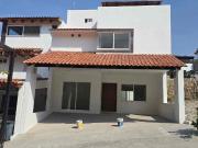 Residencia en venta 5 recámaras Terranova zona sur ote...