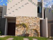 Residencia en venta al norte de M?rida con amplios espacios