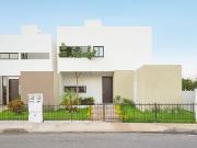 Residencia en Venta Cerca de Plaza Harbor