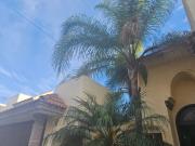 RESIDENCIA EN VENTA CON ALBERCA EN PORTON DE SANTA...