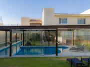 Residencia en Venta con jardín y alberca en Zavaleta