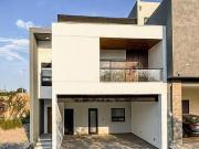 Residencia en Venta Cumbres Elite Premier
