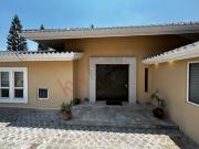 Residencia en venta de un piso zavaleta en una de las...