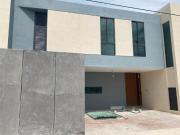 Residencia en venta dentro del periferico! colonia México