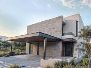 Residencia en Venta en Altozano, Diseño de Autor, 3...