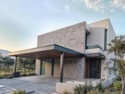 Residencia en Venta en Altozano, Diseño de Autor, 3...