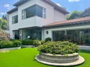 Residencia en venta en Bosques de las Lomas en Privada