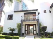 Residencia en venta en Boulevard Atlixcáyotl....