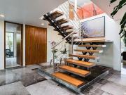 Residencia en venta en calle cerrada