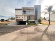 Residencia en venta en Coto Villa Verona, Zona Dorada...
