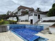 Residencia en venta en Cuernavaca con hermosa vista y...