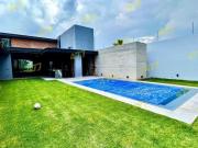 RESIDENCIA EN VENTA EN CUMBRES DEL CAMPESTRE