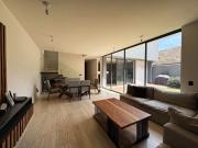 RESIDENCIA EN VENTA EN ENCINOS TRES MARIAS