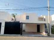 RESIDENCIA EN VENTA EN EXCELENTES CONDICIONES DE USO,...
