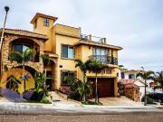 Residencia en Venta en Exclusivo Fraccionamiento Costa...