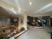 RESIDENCIA EN VENTA EN FRACCIONAMIENTO LOMAS DE COCOYOC,...