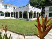 RESIDENCIA EN VENTA EN IXTAPA DE 8 HABITACIONES EN CLUB...