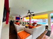 Residencia en venta en la Colonia Maya