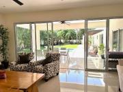 Residencia en venta en la privada Club de Golf