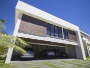 Residencia en venta en lomas acueducto