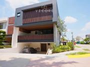 RESIDENCIA EN VENTA EN OLIVOS RESIDENCIAL, ZONA REAL,...