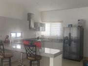 RESIDENCIA EN VENTA EN PRIVADA EN MÉRIDA. 4 recámaras, 5...
