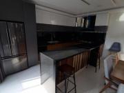 RESIDENCIA EN VENTA EN PUENTE MORENO