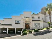 Residencia en venta en Rincón de las Lomas 4 recámaras