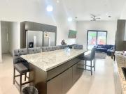 Residencia en Venta en Sierra Alta 9no. sector con 5... Residencia en Venta en Sierra Alta 9no. sector con 5...