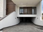 RESIDENCIA EN VENTA EN VALLE IMPERIAL, ZAPOPAN