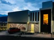 Residencia en venta en Villa las Fuentes en Monterrey