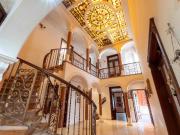 Residencia en venta Estilo Neoclásica, Puerta de Hierro,...