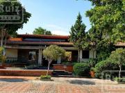 Residencia en Venta, Fracc. Campestre El Refugio, Zona Norte