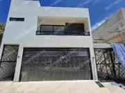 Residencia en Venta, fraccionamiento Privado