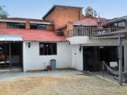 Residencia estilo contemporaneo en desniveles