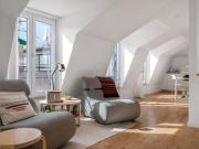 Residência Exclusiva no Centro Histórico de Sesimbra...