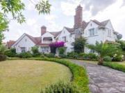 Residencia Importante en los Troncos Inmejorable Ubicacion