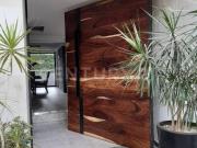 Residencia Inteligente y remodelada en Jardines en la...