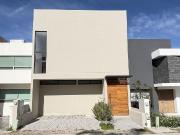 Residencia moderna con Roof Garden privado | 3 recámaras...