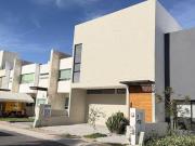 Residencia moderna con azotea privada | 3 recámaras |...