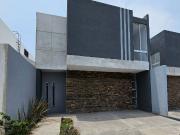 Residencia moderna de 3 recámaras al norte de la ciudad...