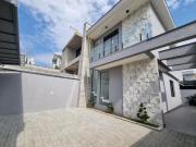 Residência moderna e fino acabamento de 3 suítes e...