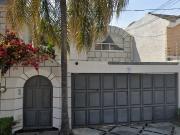 Residencia Moderna en Venta en Valle del Campestre, León...