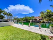 Residencia N?utica con Muelle Privado en Venta Puerto...