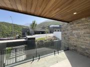 Residencia nueva a estrenar, Sierra Alta 9vo Sector...