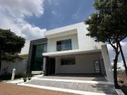 Residencia Nueva en Venta, Fracc. El Mascare?o con Seguridad