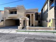 Residencia Premium con Patio Extra Grande y Acceso de...