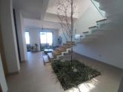 Residencia Premium en Zibata, 3 Recámaras, Estudio, 4.5...