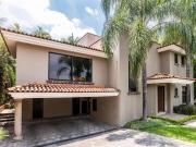 Residencia Santa Isabel, Zona Colinas de San Javier en...