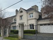 Residencia sobre importante lote de estilo moderno en el...